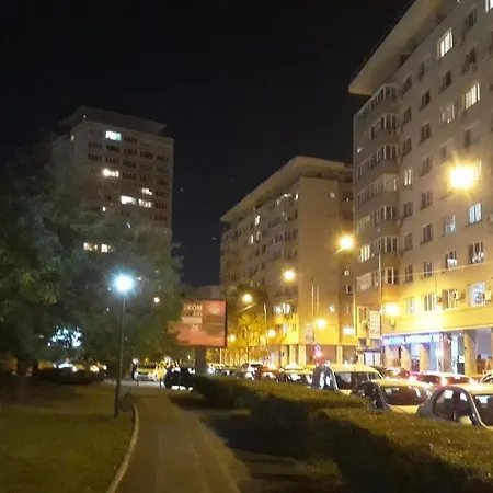 The Location アパート ブカレスト
